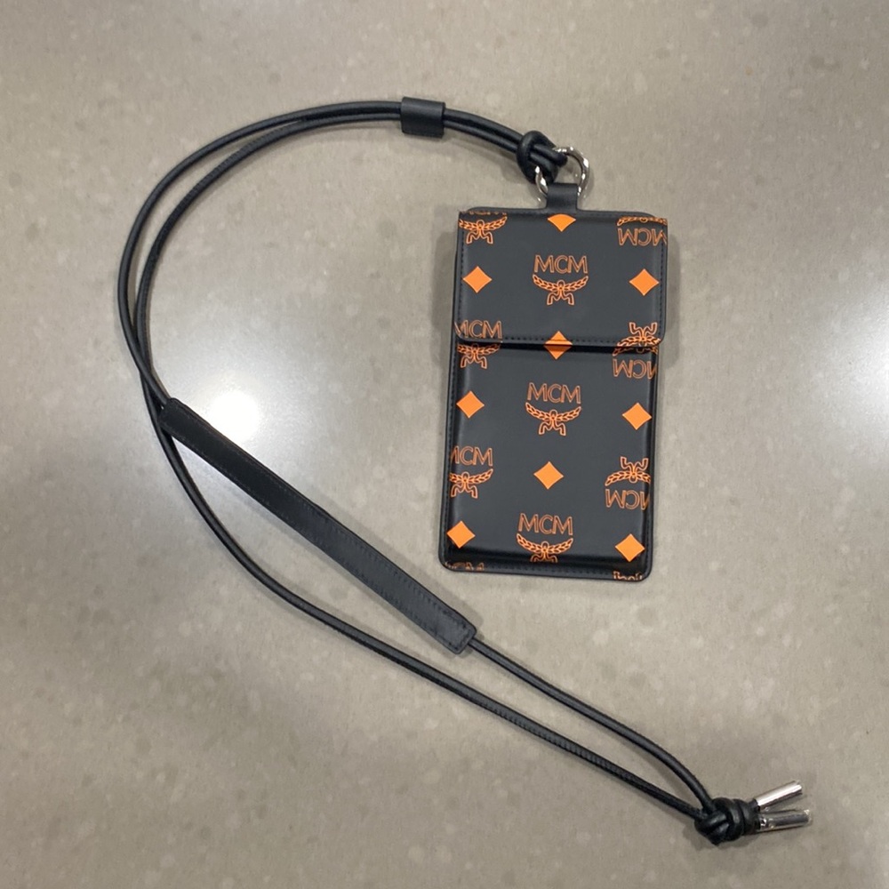new MCM leather lanyard phone case wallet - Picture 2 of 9